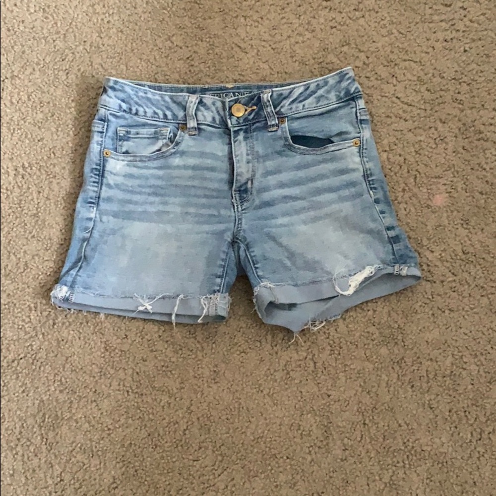American Eagle light wash jean shorts